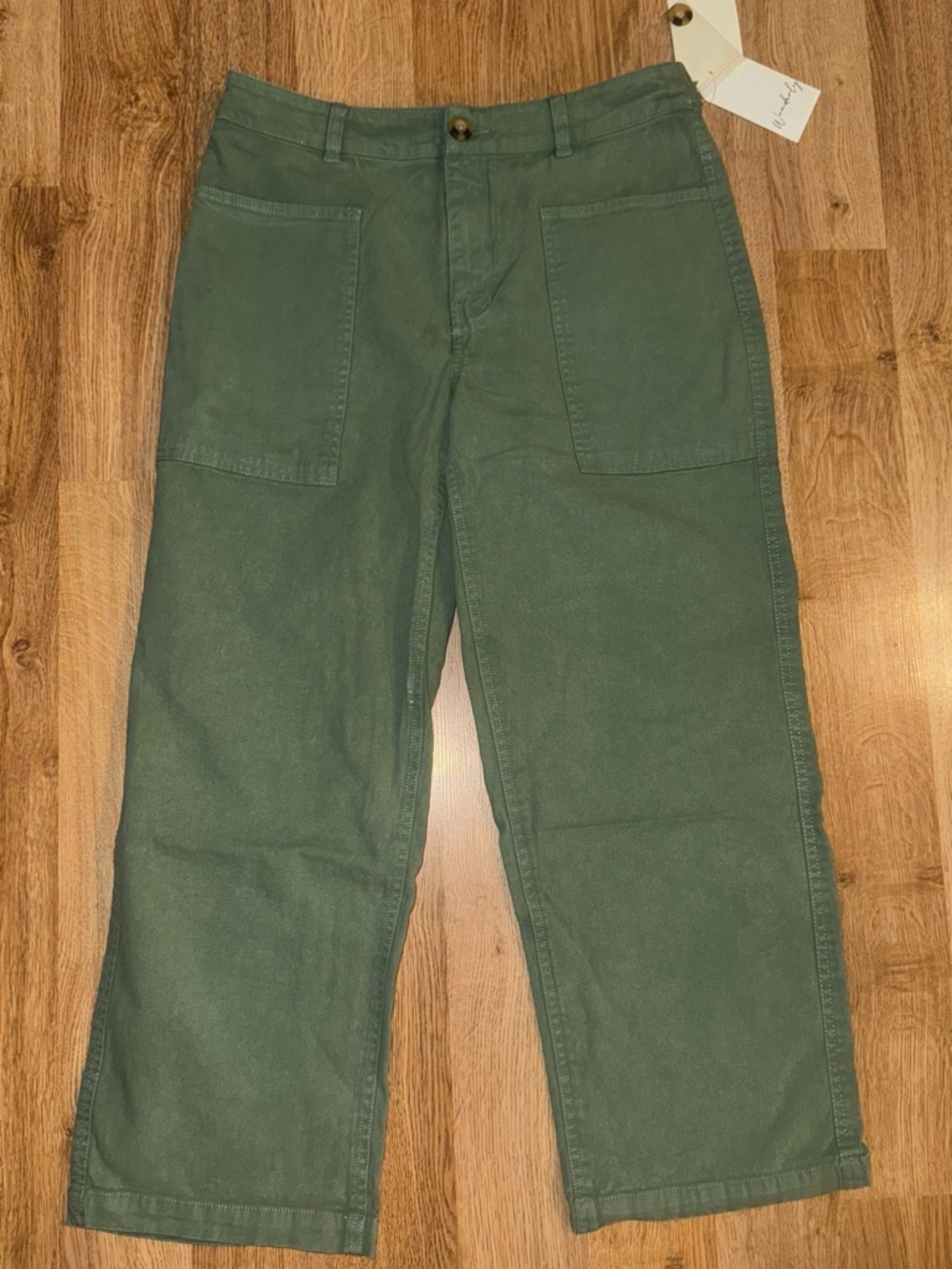 NWT WONDERLY Casual Green Cropped Pants Sz 6